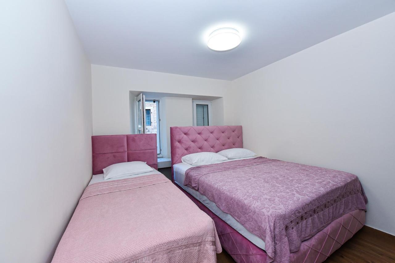 Apartments Galija Petrovac Lux Екстер'єр фото