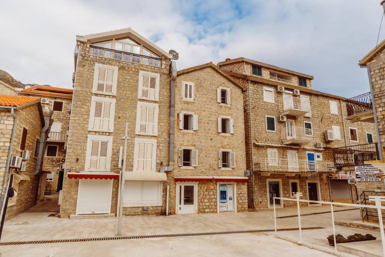 Apartments Galija Petrovac Lux Екстер'єр фото