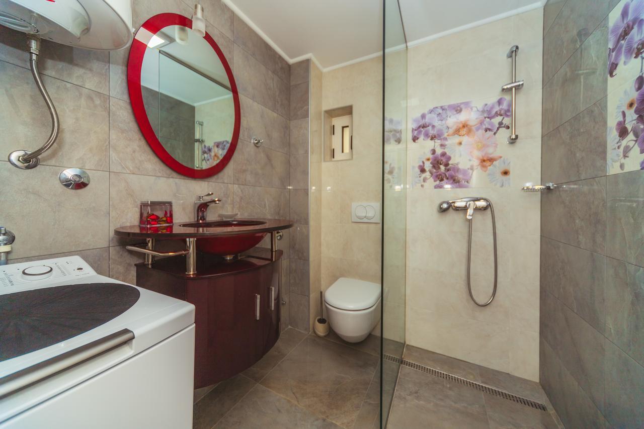 Apartments Galija Petrovac Lux Екстер'єр фото